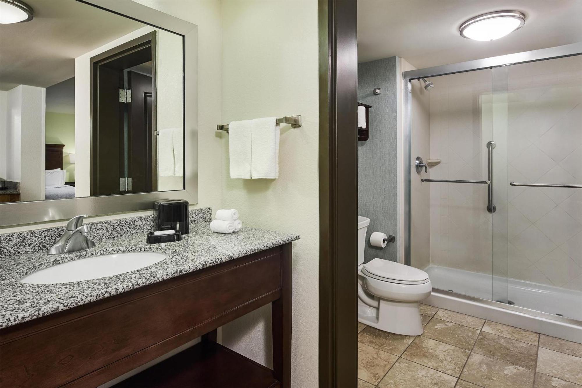 Hotel Hampton &